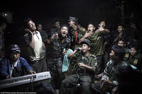 world press photo contest honours best images from around the globe daily mail online