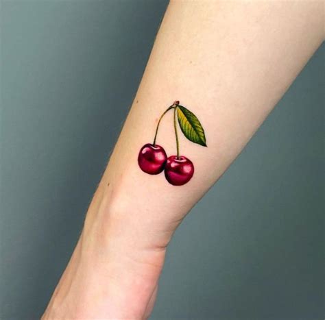 Realistic Cherry Tattoo En 2023 Tatuajes De Cerezas Tatuajes De