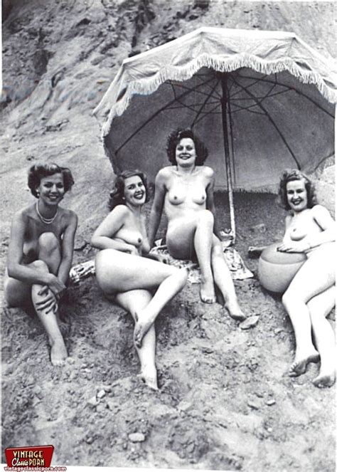 pinkfineart 40s ladies posing outside from vintage classic porn