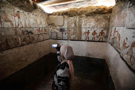 Archaeologists Discover 4 000 Year Old Tomb In Eqypt Metro News