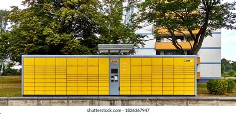 dhl packing station images stock  vectors shutterstock