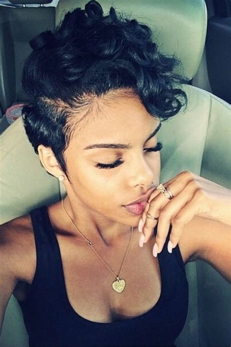 short curly hairstyle sexy curly hairstyle  black women hairstyles weekly