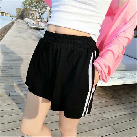 Jual Hotpants Korea Celana Pendek Wanita New Import Di Lapak Felania