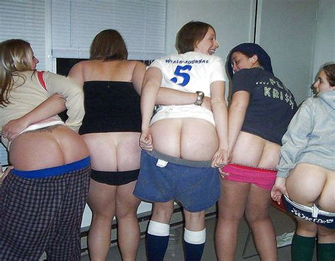 amateur teens mooning their ass rec in group g1 46 pics