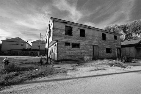 16 Creepy Abandoned Homes In Texas