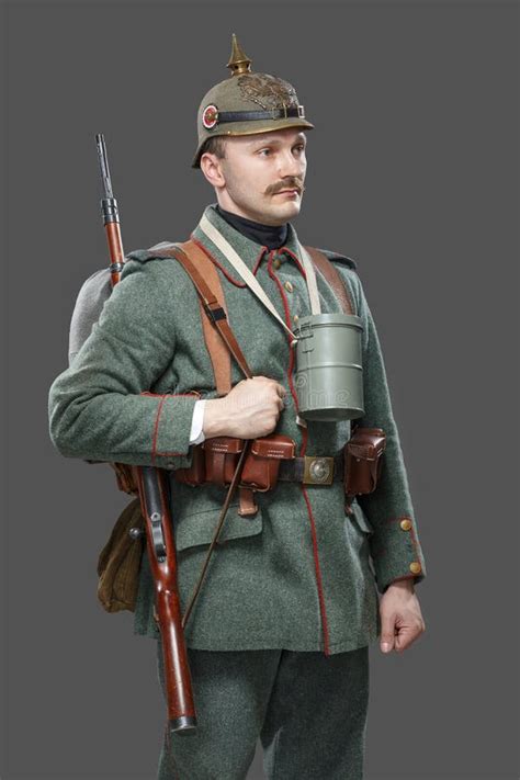 soldado de infanteria aleman durante la primera guerra mundial imagen de archivo imagen de