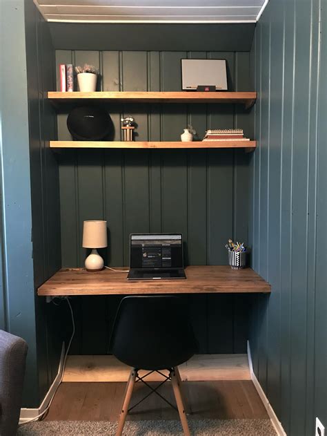 built  desk  shelves  fit    alcove   work