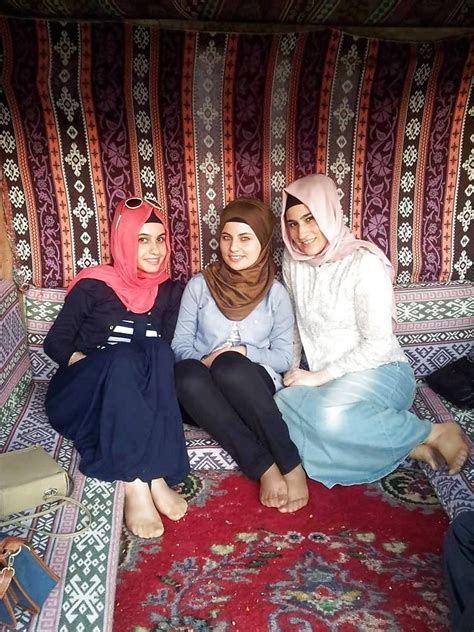 hot hijab arab paki turkish feet babes heels 31 99