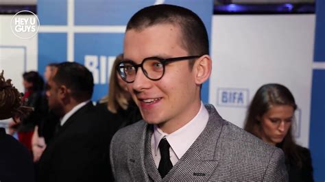 sex education season 2 asa butterfield updates bifas