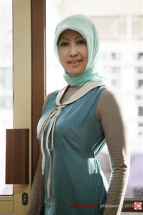 Tante Berjilbab Hoby Di Foto Buah Dada Melon Size