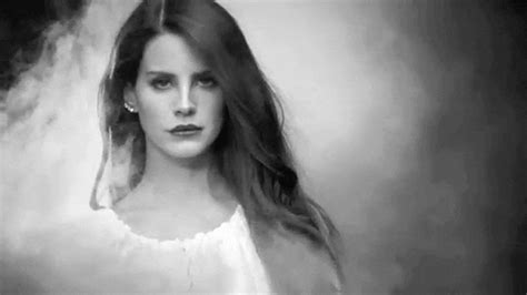 know lana del rey find and share on giphy