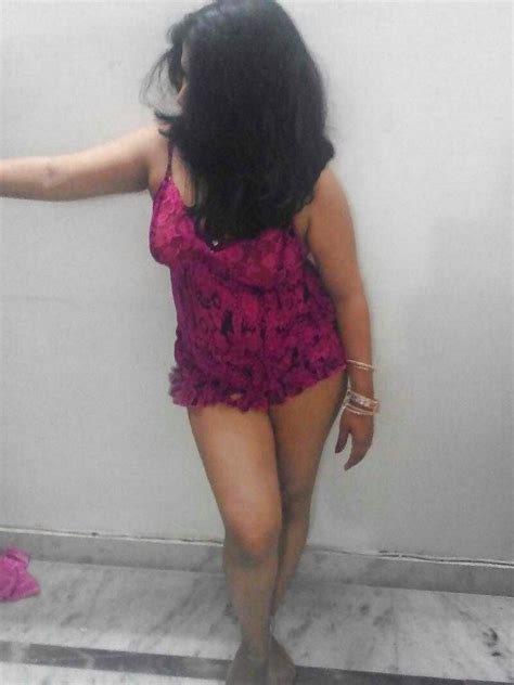 kerala aunty nighty open photos desi aunty stripping nighty