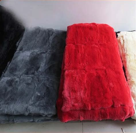 wholesale cheap price dyed rex rabbit fur plates  fur  home