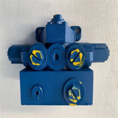 excavator hydraulic shear pipe  spare parts backup valve control valve standby valve china