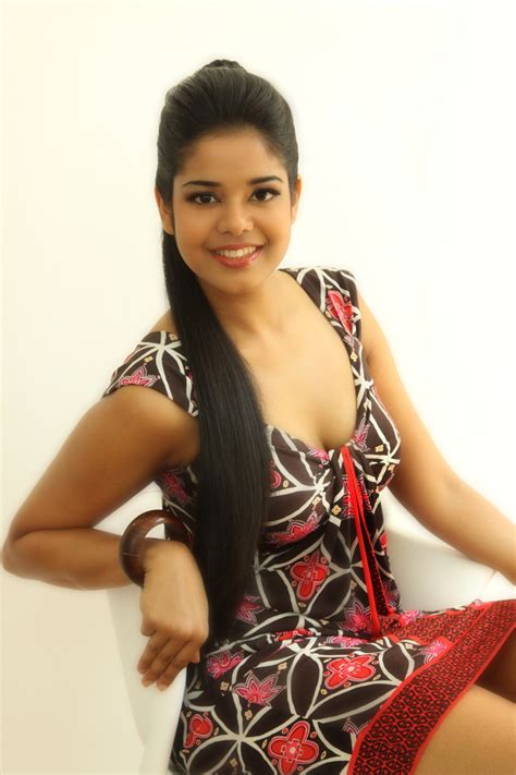 Top 12 Beauties At Avirate Miss Universe Sri Lanka 2011