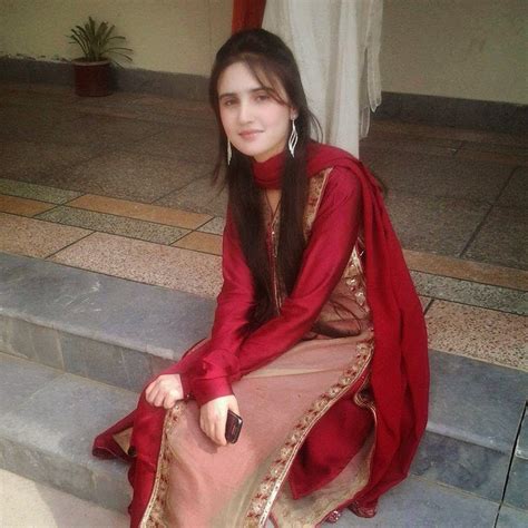 Cute Paki Girls Photos Pakistani Beautiful Girls Wallpapers