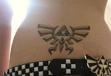 20 Epic Tramp Stamp Tattoos 20 Pics Picture 13