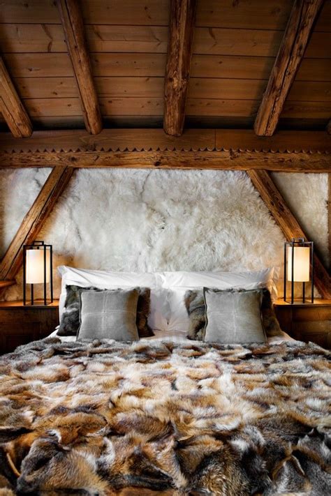 comfy  natural chalet bedroom designs digsdigs