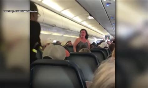 woman starts screaming on spirit airlines flight after plane diverts