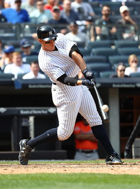 aaron judge hits  home run leads majors heavycom