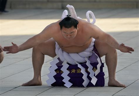sumo wrestling coming sort    tokyo olympics ap news