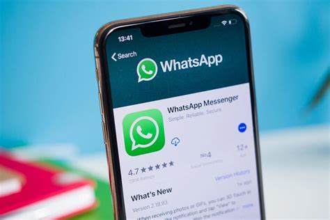 all you need to know about the new whatsapp disappearing messages feature