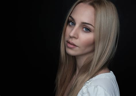wallpaper face women model blonde black background long hair
