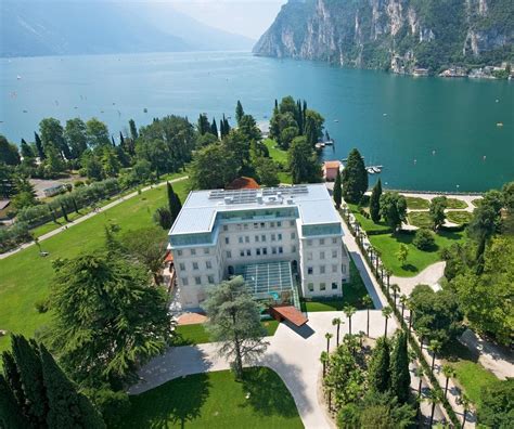 stay  lake garda italy  hotels   budget