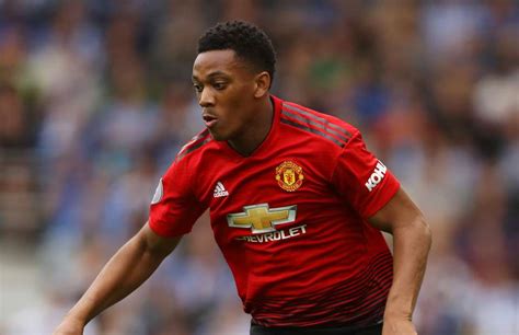 anthony martial  change  heart    fight   place  man utd