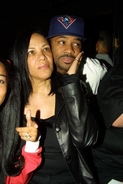 aaliyah s mother says claims of singer and r kelly having sex are false madamenoire