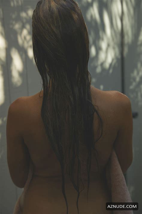 Kara Del Toro S Nude And Sexy Photos By For Maxim Magazine