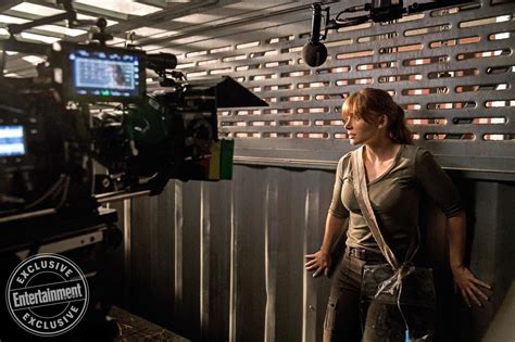 9 New Behind The Scenes Pictures From Jurassic World Fallen Kingdom