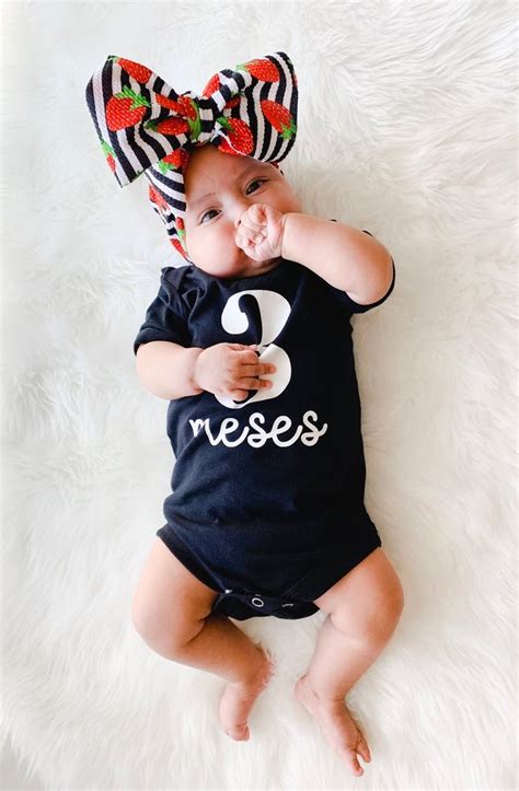 meses onesie spanish monthly milestone onesies month milestones spanish baby month onesie