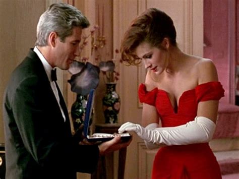 director reveals iconic jewelry box scene from pretty woman was a