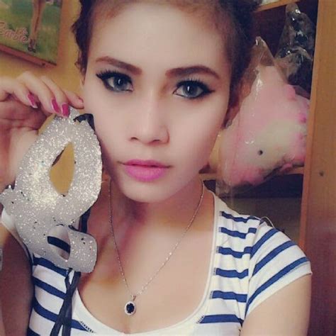 mata lelaki kumpulan foto hot madaniah nw igo sexy dewasa