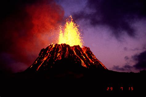 kilauea volcano facts    year eruption