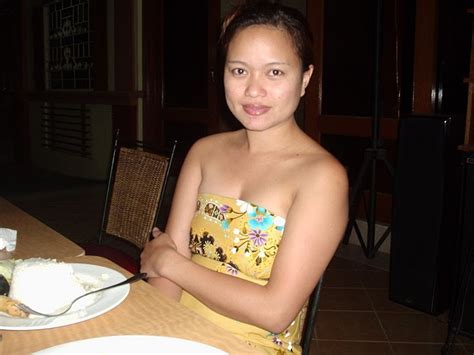 photos of hot cute sexy filipina girls i met in angeles city page 3