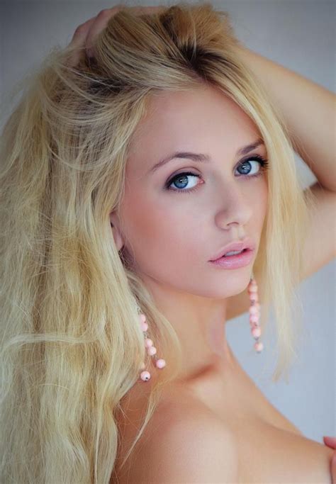 jennifer mackay beautiful blonde blonde beauty beauty erofound