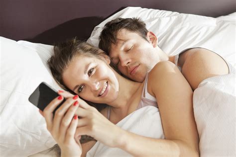 sleep texting becoming an alarming trend experts say
