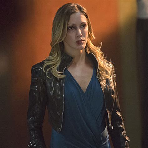 Katie Cassidy Is Black Canary See Her Super New Costume E Online