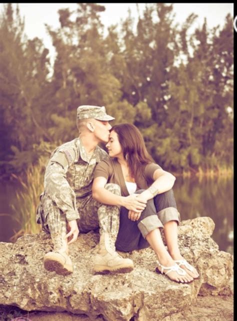 Pin By Amanda Bartel On Engagement Military Couple Pictures Military