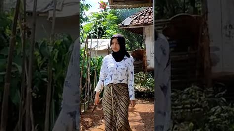 Aktivitas Gadis Desa X Turki Bersama Gadis Desa Sunda Di Kampung