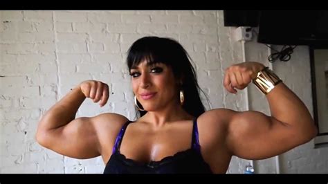 big muscle woman flexing her powerful 16 inch biceps youtube