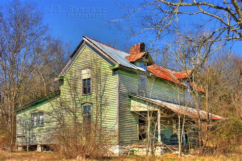 abandoned yellow house  parts  america  specifica flickr
