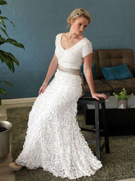 Buy 2nd Wedding Dresses For Mature Brides In Stock