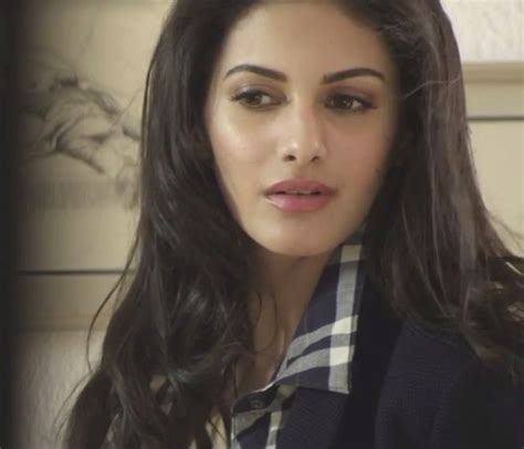bollywood actress amyra dastur new sexy pictures 2015 hot and sexy