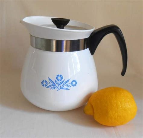vintage corning ware  qt tea pot cornflower design tea pots vintage