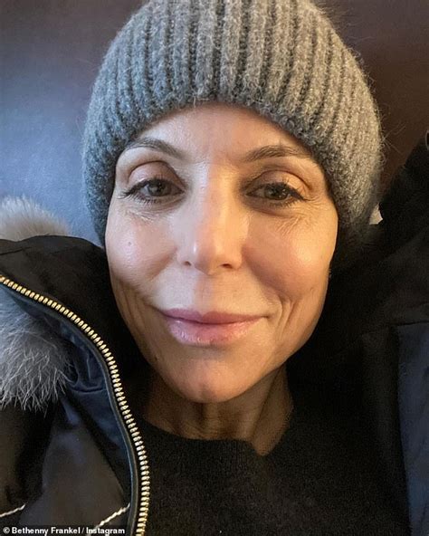 Bethenny Frankel 51 Goes Makeup Free As She Says She Has Not Had