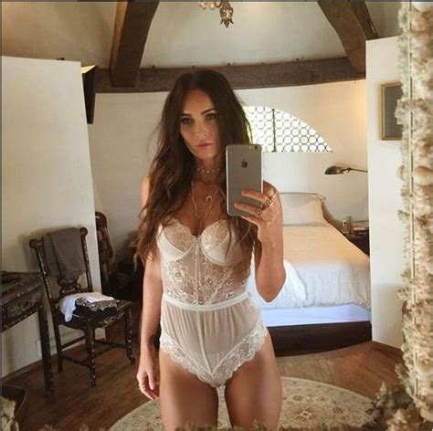 Megan Fox’s Hot Selfie That Made Instagram Gasp 10 1 Sexy Photos