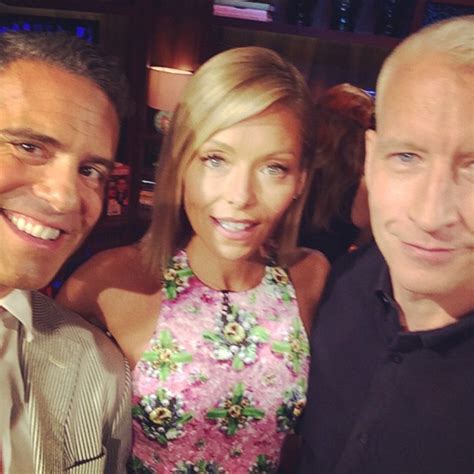 kelly ripa asks anderson cooper if he s circumcised cooper reveals